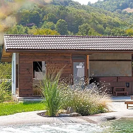 Bashtinata Stryaha Guest And Natural Pool Хотел